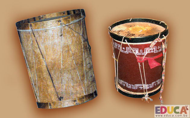 Tambor grande tubular y tambor tubular cilíndrido - instrumentos musicales bolivianos Tambor grande tubular y tambor tubular cilíndrido - instrumentos musicales bolivianos